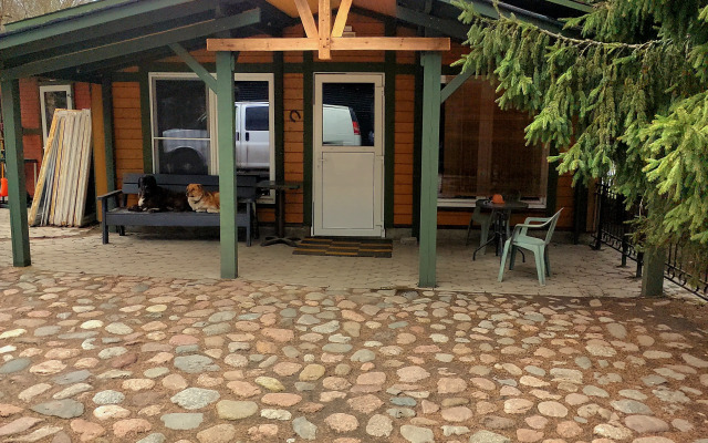 Usadba Guest House