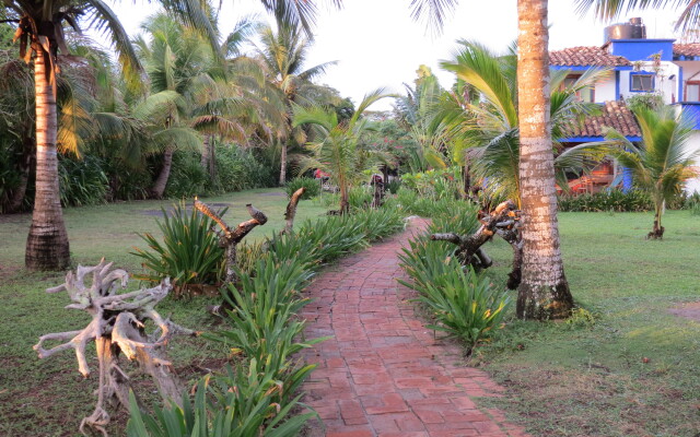 Eco Coco Loco by Rotamundos Hotel