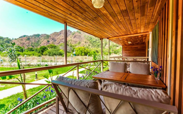 Izgen Bungalows