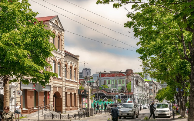 Trekhkomnatnaya kvartira v samom tsentre goroda na Fokina 19 Apartments