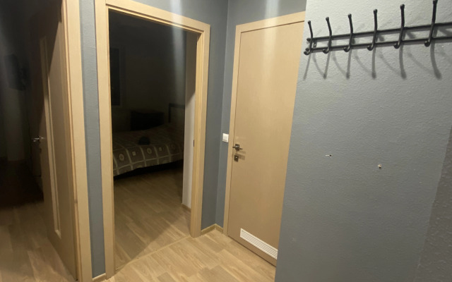 Odnokomnatnaya Lyubimy Adres Yekaterinburg Vtorchermet Voyenny Gorodok Flat