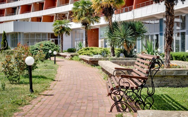 Surname Deluxe Apartments