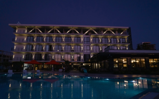 Отель Riviera Hotel