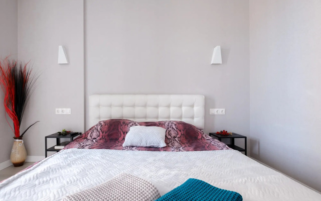 Квартира Современная трёшка возле Dana Mall