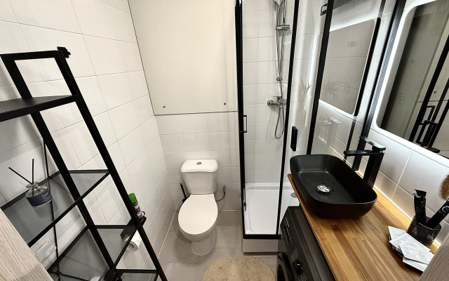 Lyuks Studiya V Zhk Biznes-Klassa I Dizaynerskim Remontom Flat