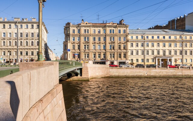 S Vidom Na Fontanku Apartments