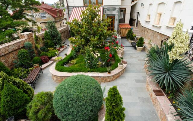 KuprInn Guest House