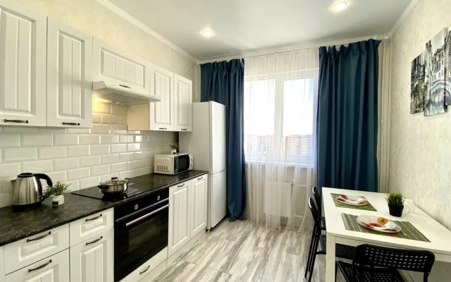 Квартира в теплых тонах на улице Салмышская