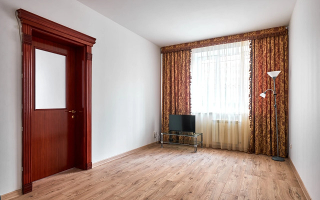 Na Nosovikhinskom Shosse 22 Flat