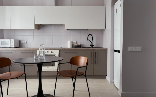 Sinyaya Osen U Metro Grushevskaya Flat