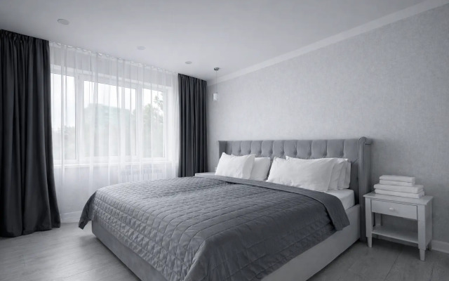 Апартаменты  ApartMari Шикарные 3-комнатные апартаменты на набережной реки в центре Калининграда