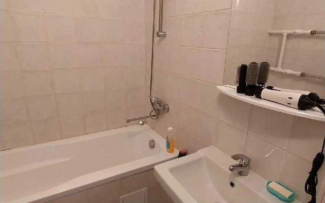 Na Ulitse Mira 115b Flat