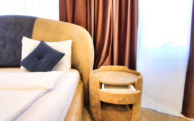 Sunday Boutique Hotel