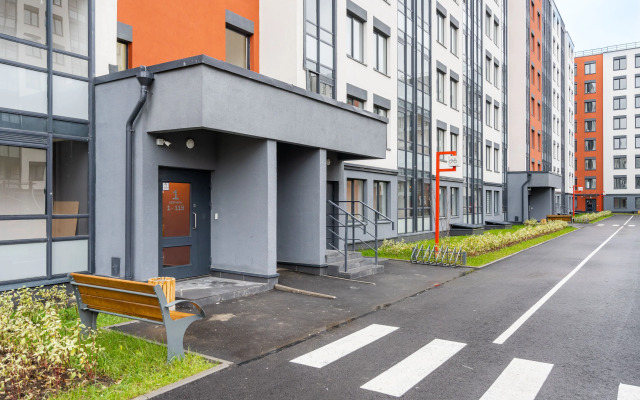 Garnet Apartments prospekt Budyonnogo Flat
