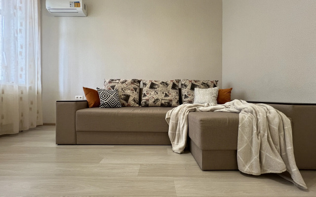 Апартаменты 1 комнатные Челнокова 12 корпус 5-12 как дома Севастополь