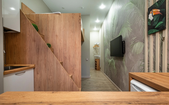 Studio 9 by Mangosteen Apartments