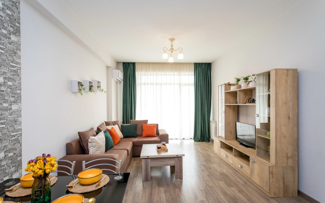 S Krasivym Vidom na Mtatsmindu i Gorod Apartments