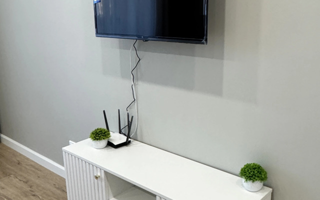 V Novom Dome Flat