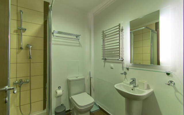 Esto-Sadok S 1 spalney Apartments