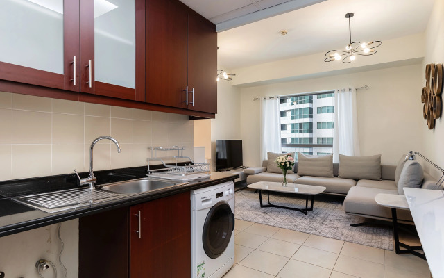 Апартаменты Excellent 1bdr at Bahar 6