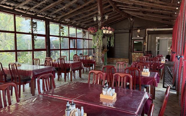 Kolorado Hotel