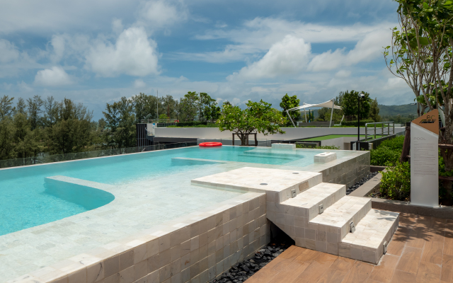 Komfortnye v Laguna Skypark Apartments