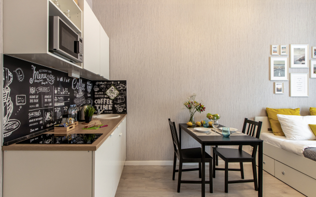 Апартаменты Sunny pouf in Salut apart