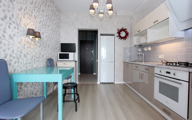 Roskoshnaya Dvukhkomnatnaya s Vidom na More v Feodosii Flat