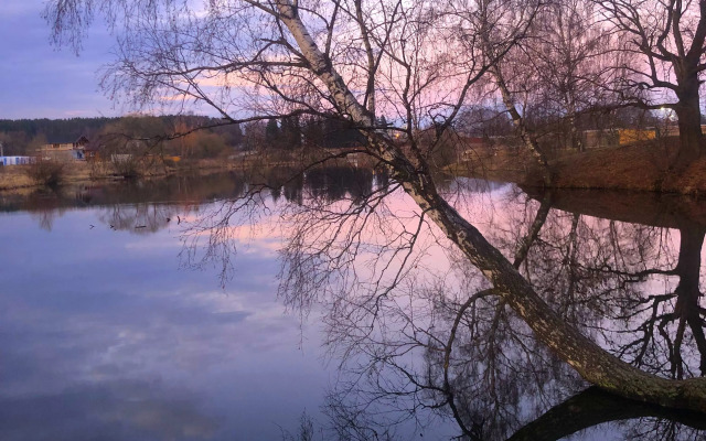 Частный дом дом у озера с чаном и баней