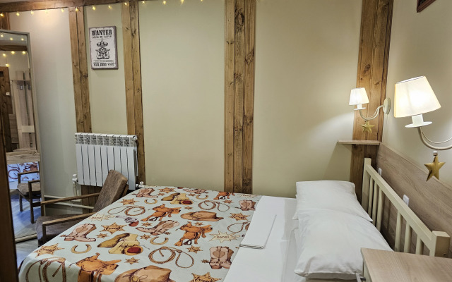 Lemon Joe Hotel