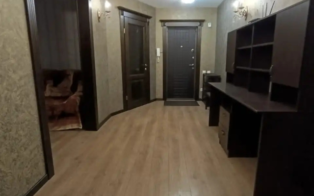 Квартира Уютная Трешка Шогенцукова 33