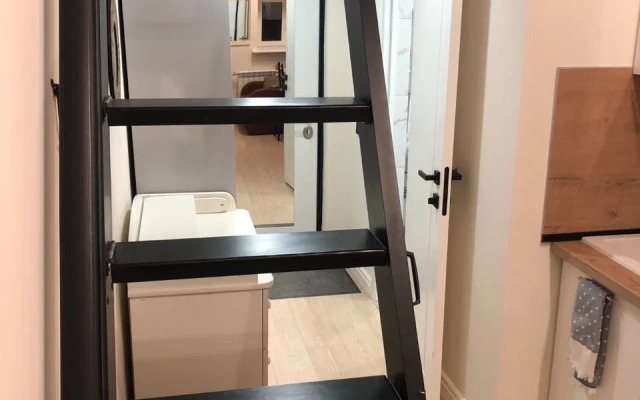 Апартаменты Уютная квартира-студия у метро Зюзино