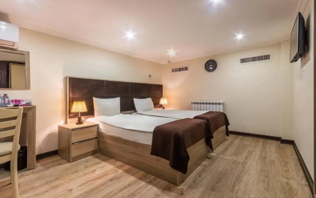 Deluxe Baku Hotel