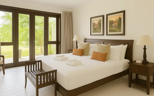 Na Beregu Okeana S Sobstvennym Basseynom Na Eden Island Villa