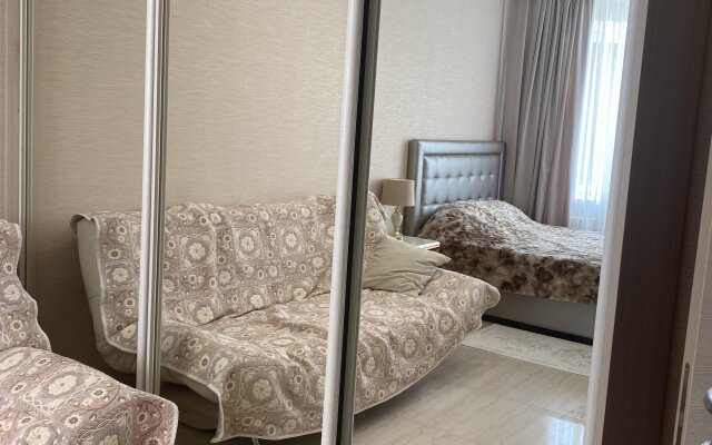 Naberezhnaya 2 Etazh Apartments