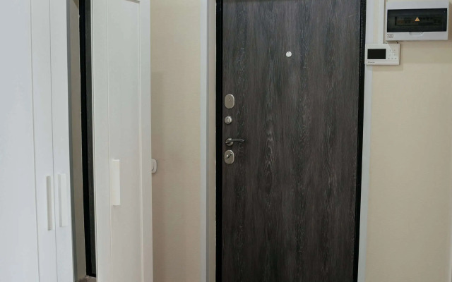V Sovremennom Rayone Nedaleko Ot Tsentra Goroda Flat