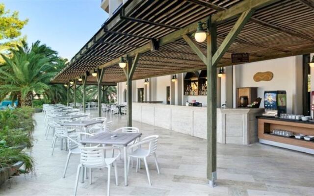 Ozkaymak Marina Hotel