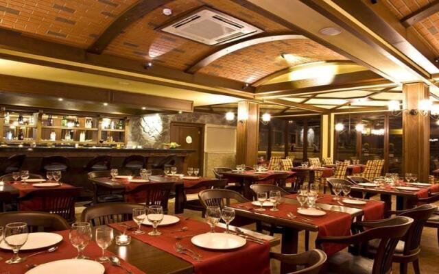 Padok Premium Hotel & Stables  Boutique-hotel