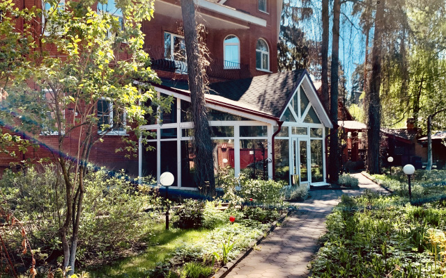 Pomestye Guest House