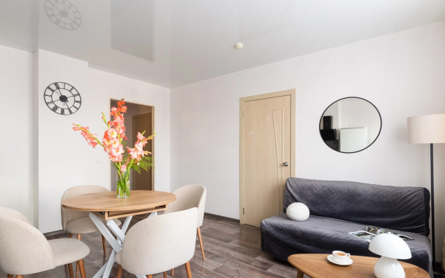 Sleepnsk Prostornaya Treshka Na 24 Etazhe Okolo Akvaparka Flat