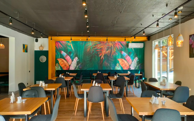 Отель Amra Sunrise