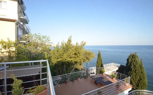 Dvukhkomnatnye Na Ulitse Drazhinskogo 27 Apartments