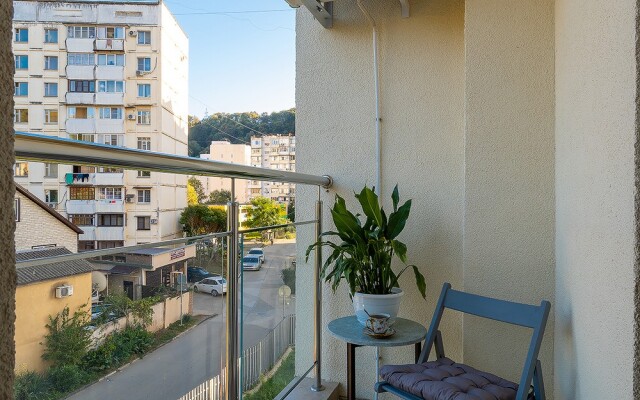 Studiya Iskry 62 Flat