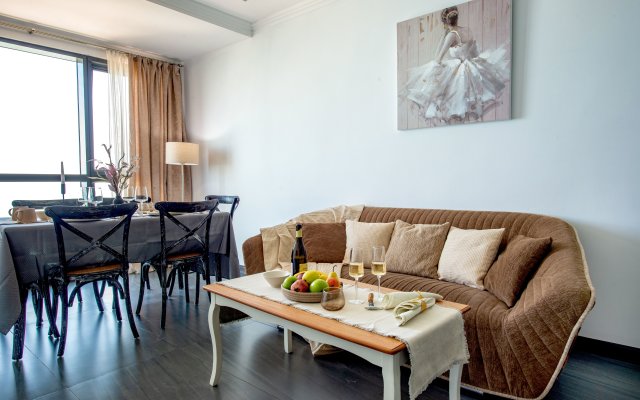 Apartment hotel Pribrezhny Oazis: s vidom na more v znakovoy Porta Batumi Apartments