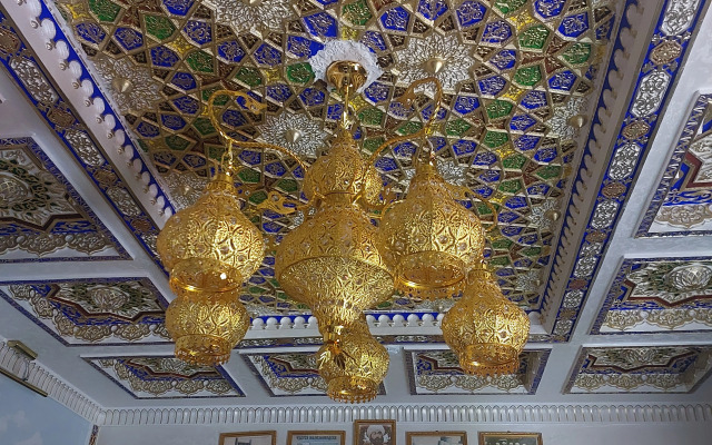 Gulnaraxanum Hotel
