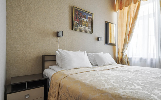 Castle Sennaya Guest House