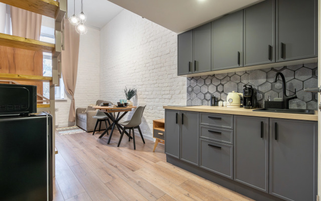 Komfortnaya Studiya Vozle Naberezhnoy Fontanki Flat