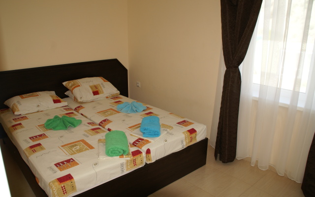 Belye Parusa Guest House