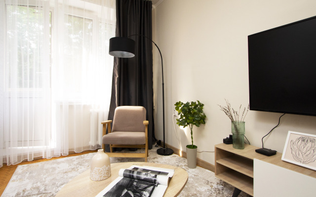 Trekhkomnatnaya S Izolirovannymi Komnatami Na Kievskoy Flat