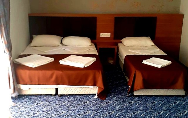 Lavin Garden Hotel